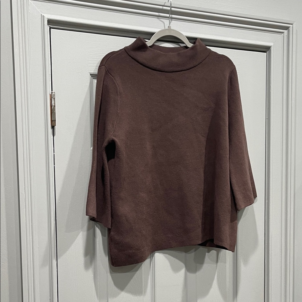 AVARA Jackie Brown Sweater